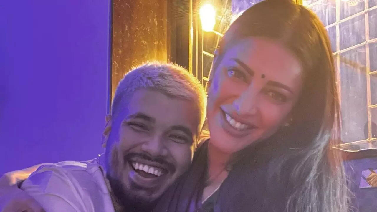 Santanu Hazarika wishes ladylove Shruti Haasan with a quirky post; says, 'Happy Birthday you crazy woman'