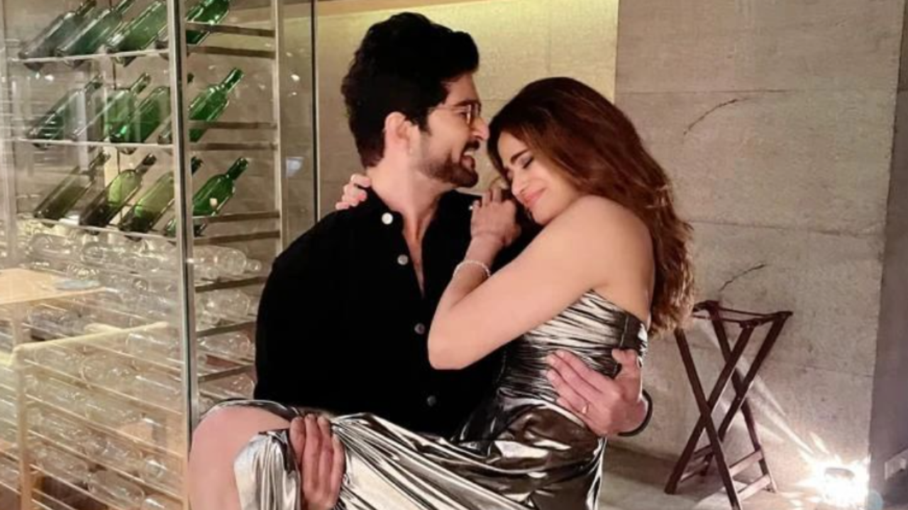 Shamita Shetty and  Raqesh Bapat