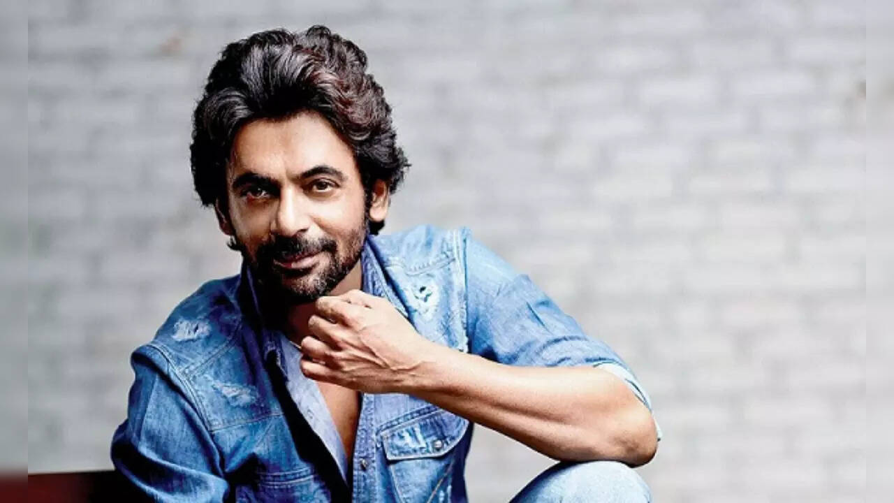 Sunil Grover diagnosed with heart blockages