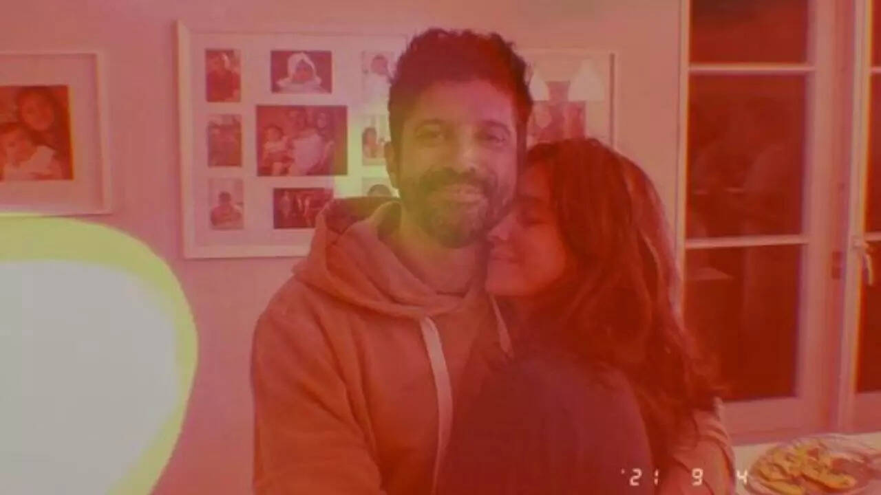 Farhan Akhtar - Shibani Dandekar