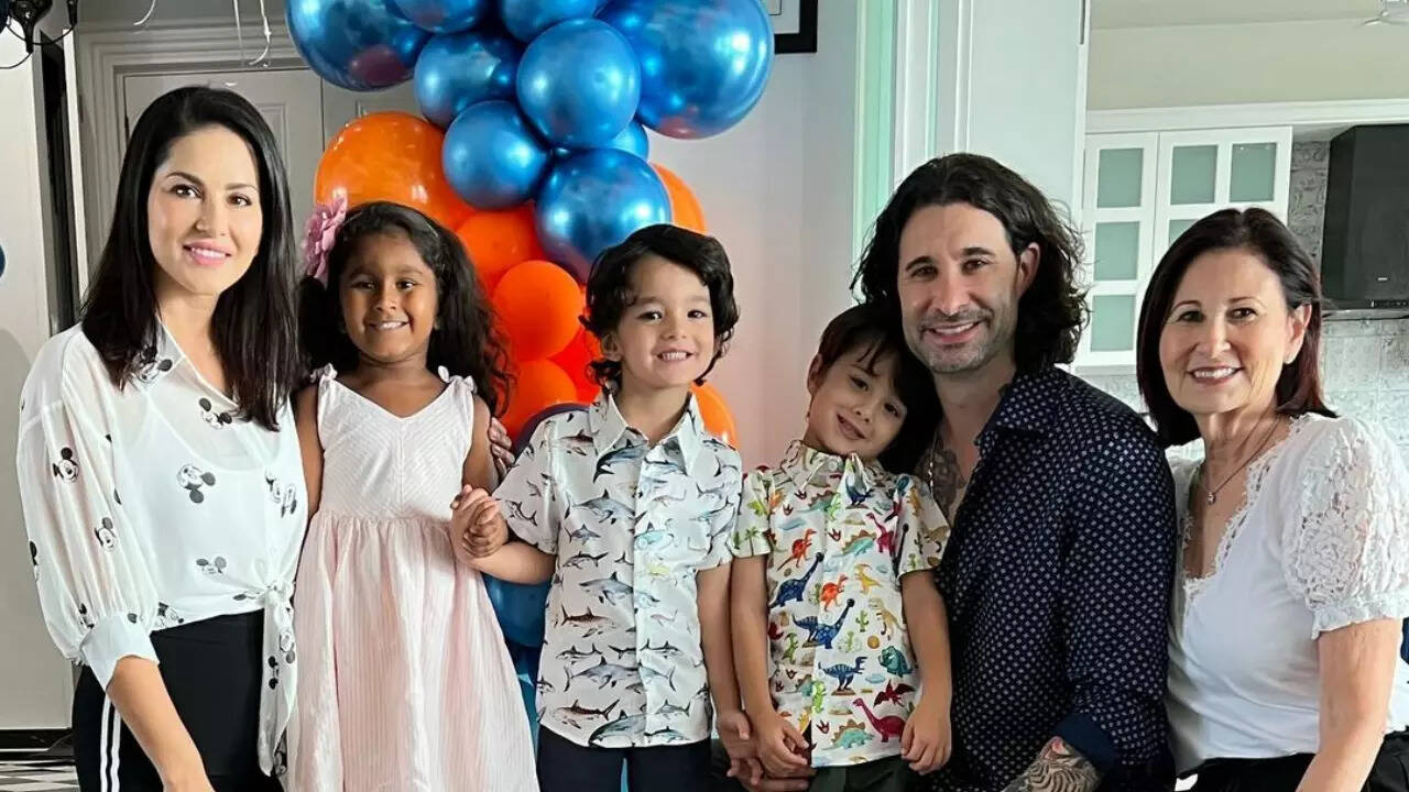 Sunny Leone's cute family snap will melt your hearts