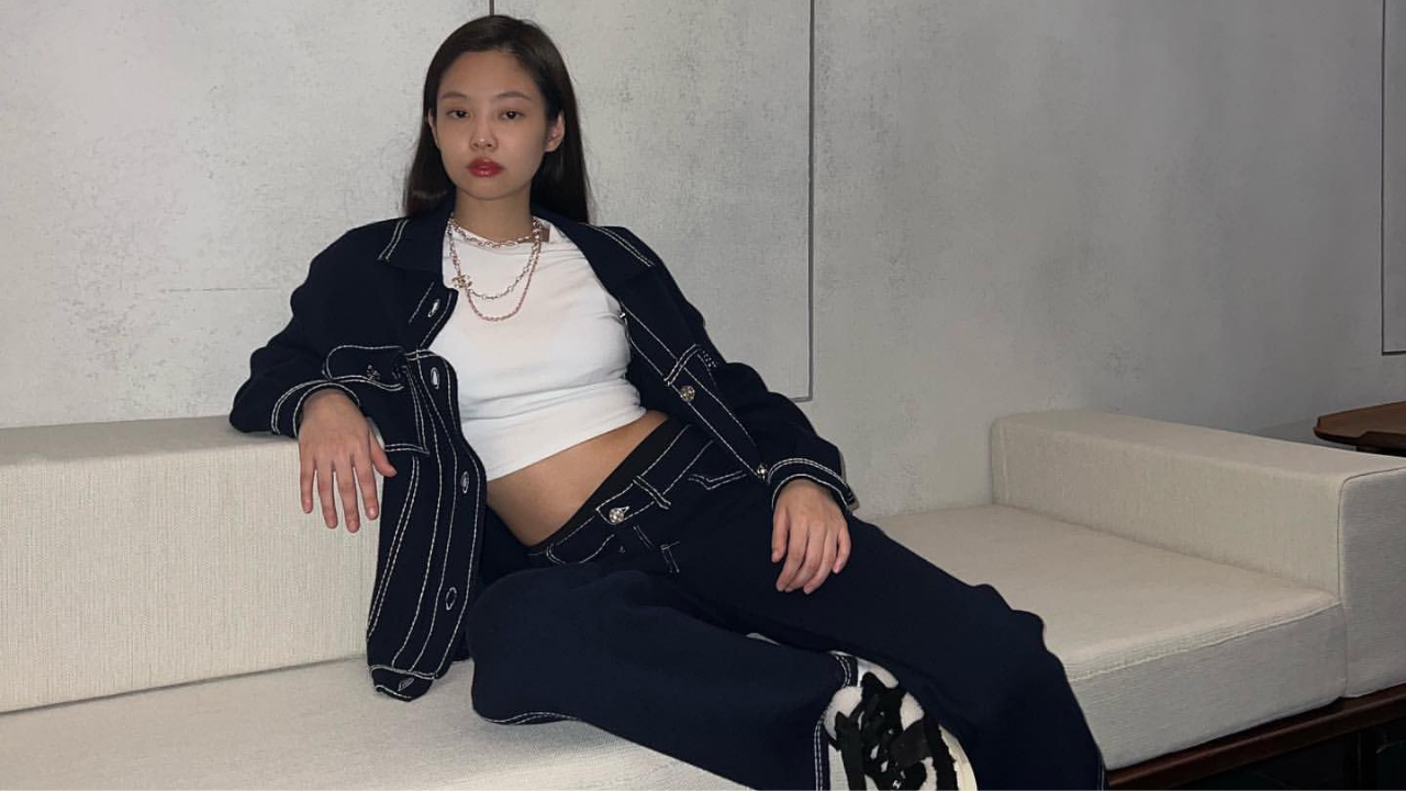 Blackpink's Jennie sits pretty in denim