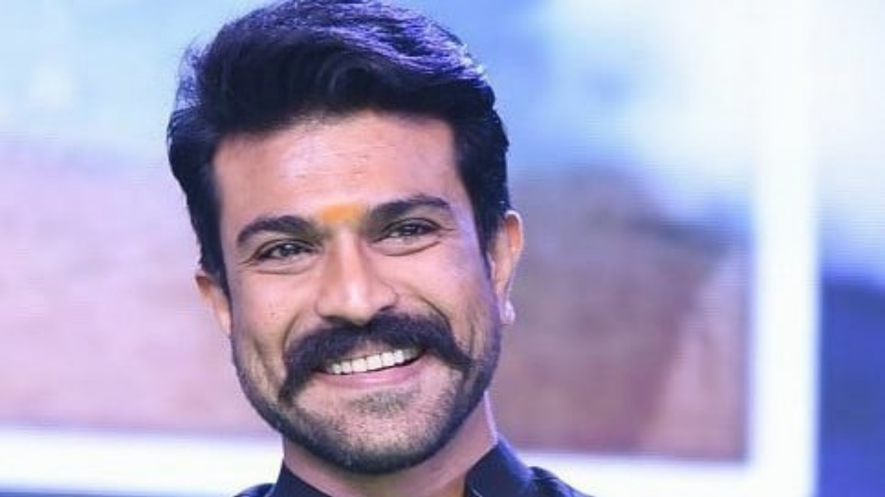 Ram Charan's gesture for a fan has taken the internet by storm