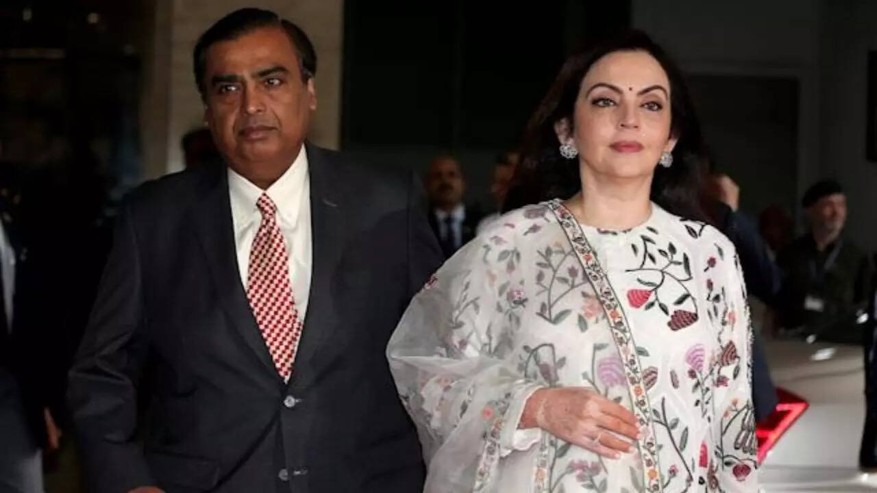 Mukesh Ambani - Nita Ambani