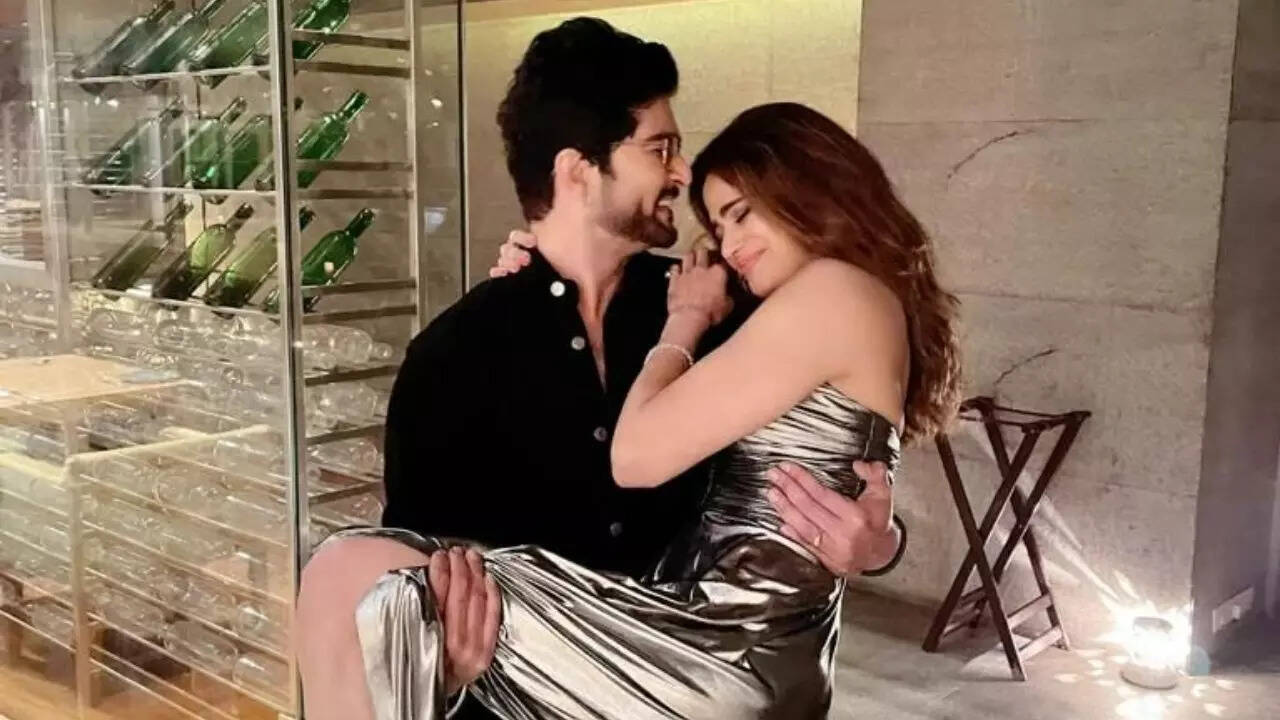 Has Raqesh Bapat already popped the question to Shamita Shetty? Bigg Boss 15 finalist says ‘Bhaag jaungi…’