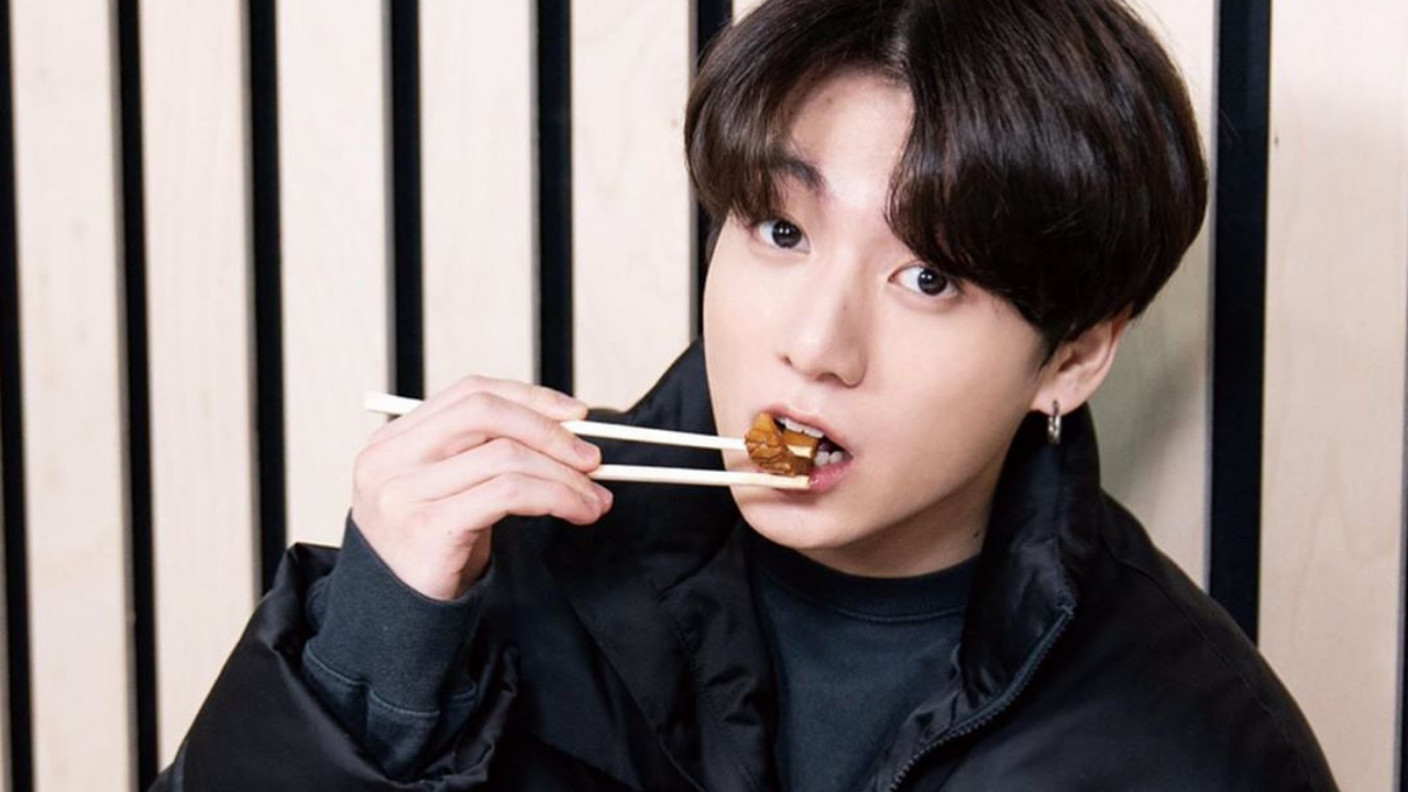 BTS' Jungkook asks for food suggestion from ARMY