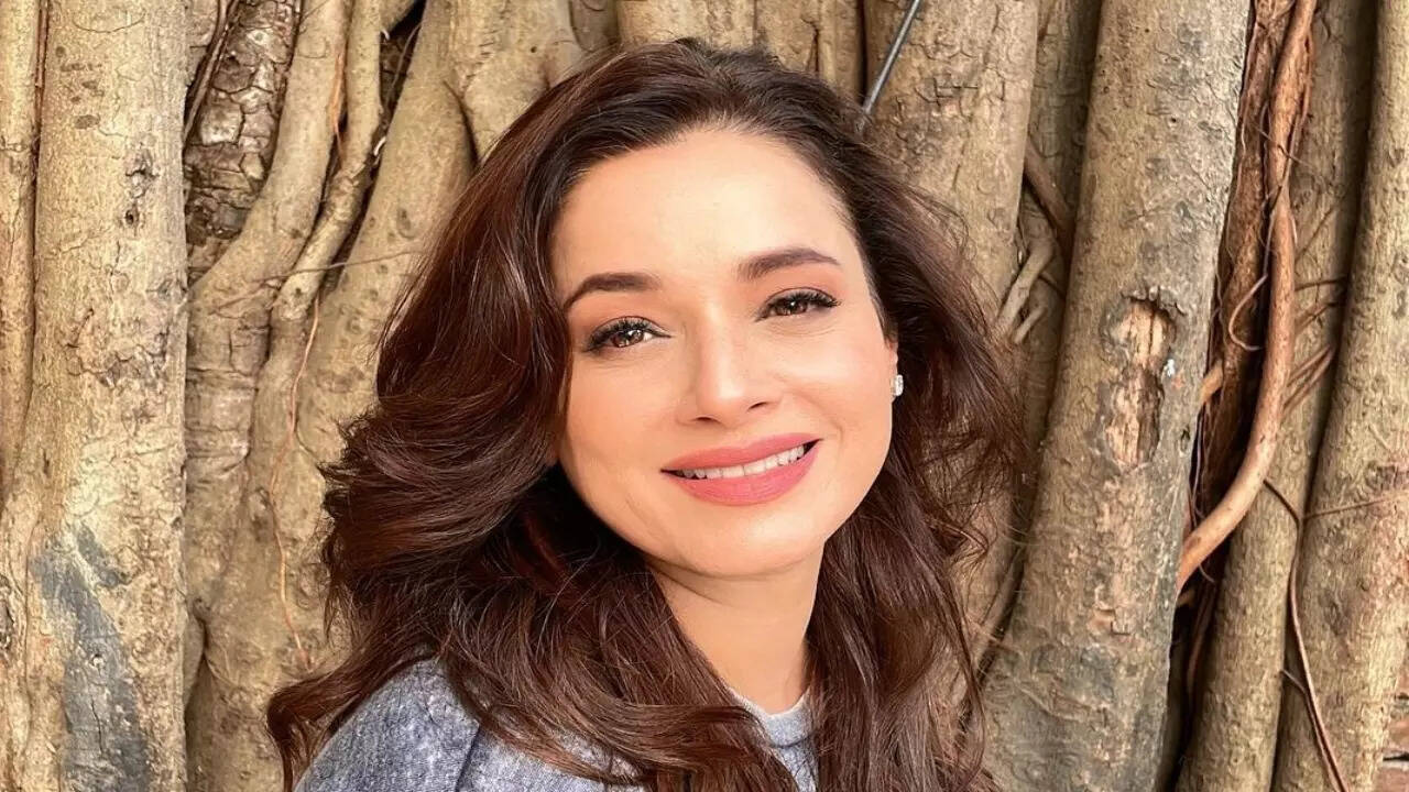 Neelam Kothari