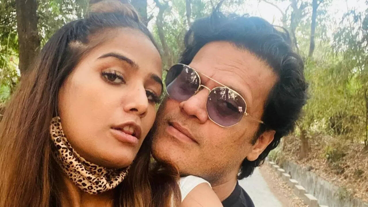 Lock Upp: Poonam Pandey reveals she tried to kill herself multiple times after ex Sam Bombay 'beat her like a dog'