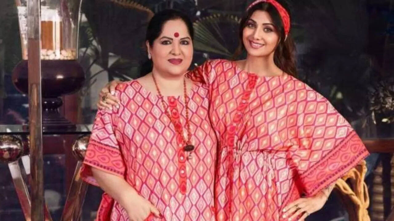 Shilpa Shetty - Sunanda Shetty