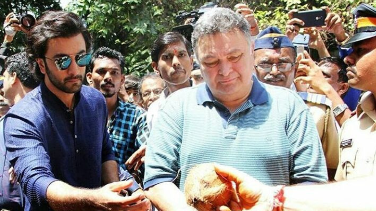 Ranbir Kapoor with dad Rishi Kapoor