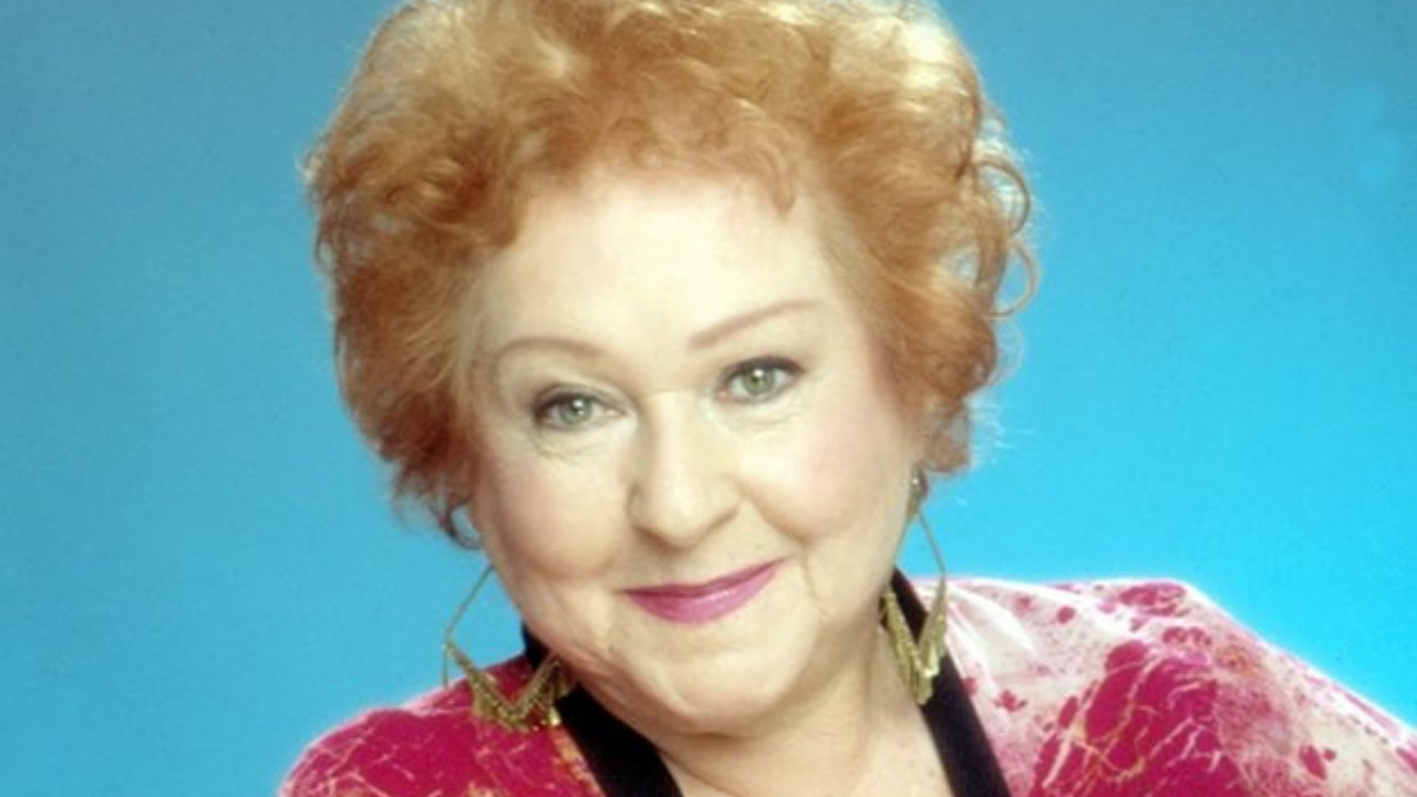 Estelle Harris Harris appeared on 27 episodes of Seinfeld between 1992 and 1998