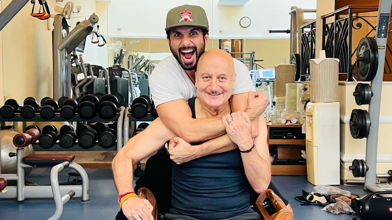 Anupam Kher with Shahid