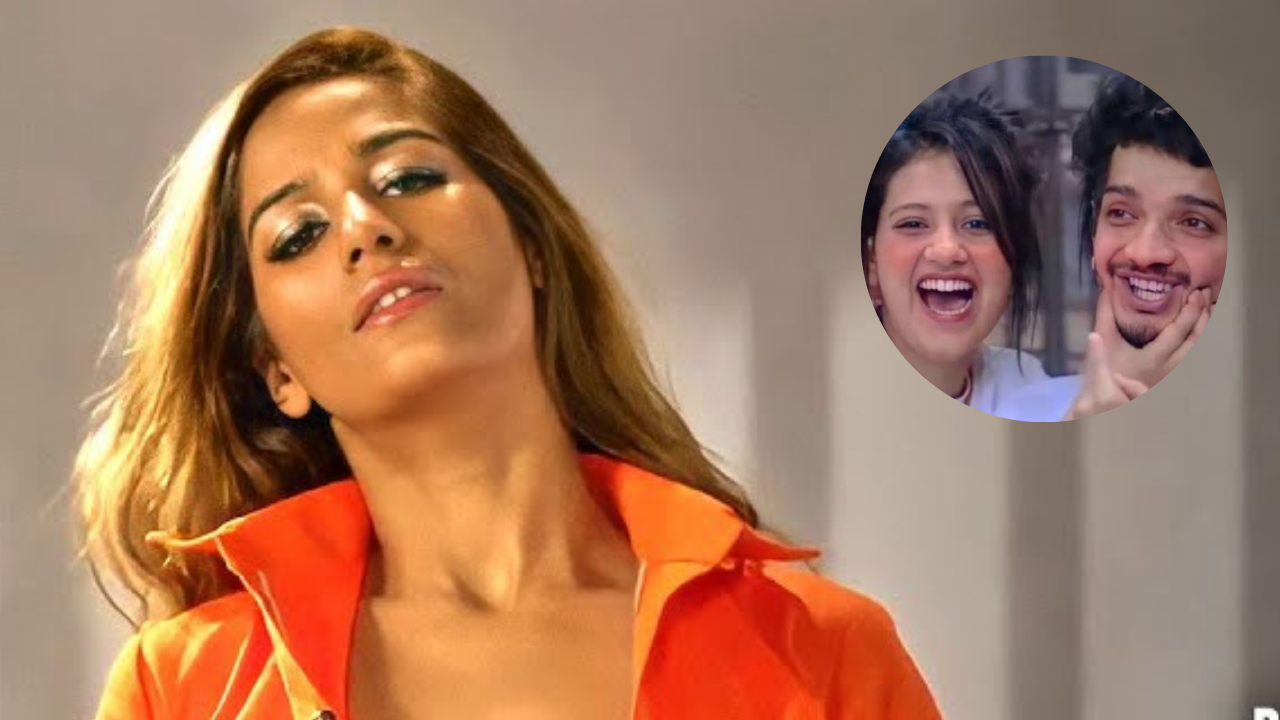 Poonam Pandey upset with Munawar and Anjali