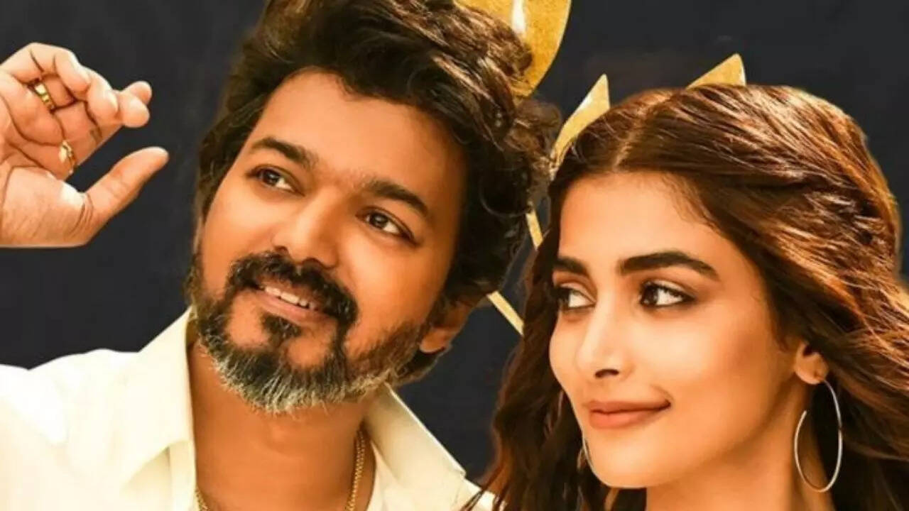 Vijay and Pooja Hegde in Beast