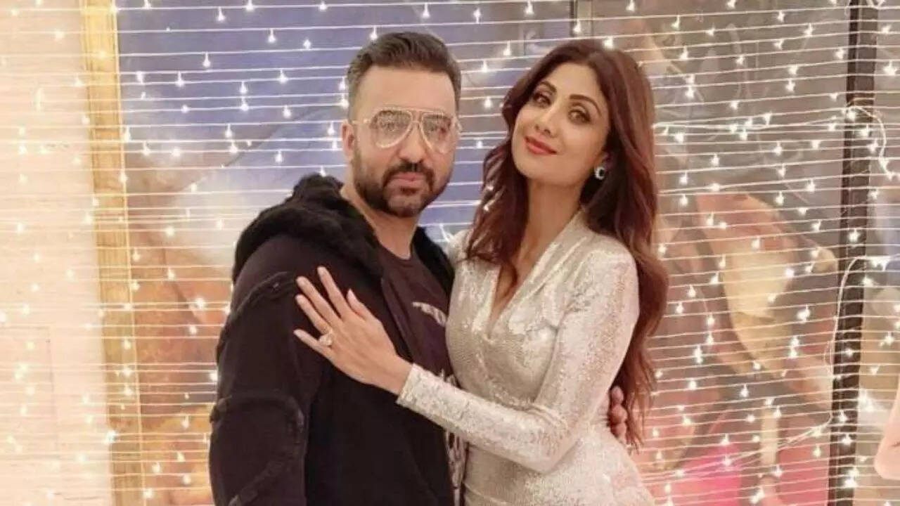 Shilpa Shetty - Raj Kundra trolled 