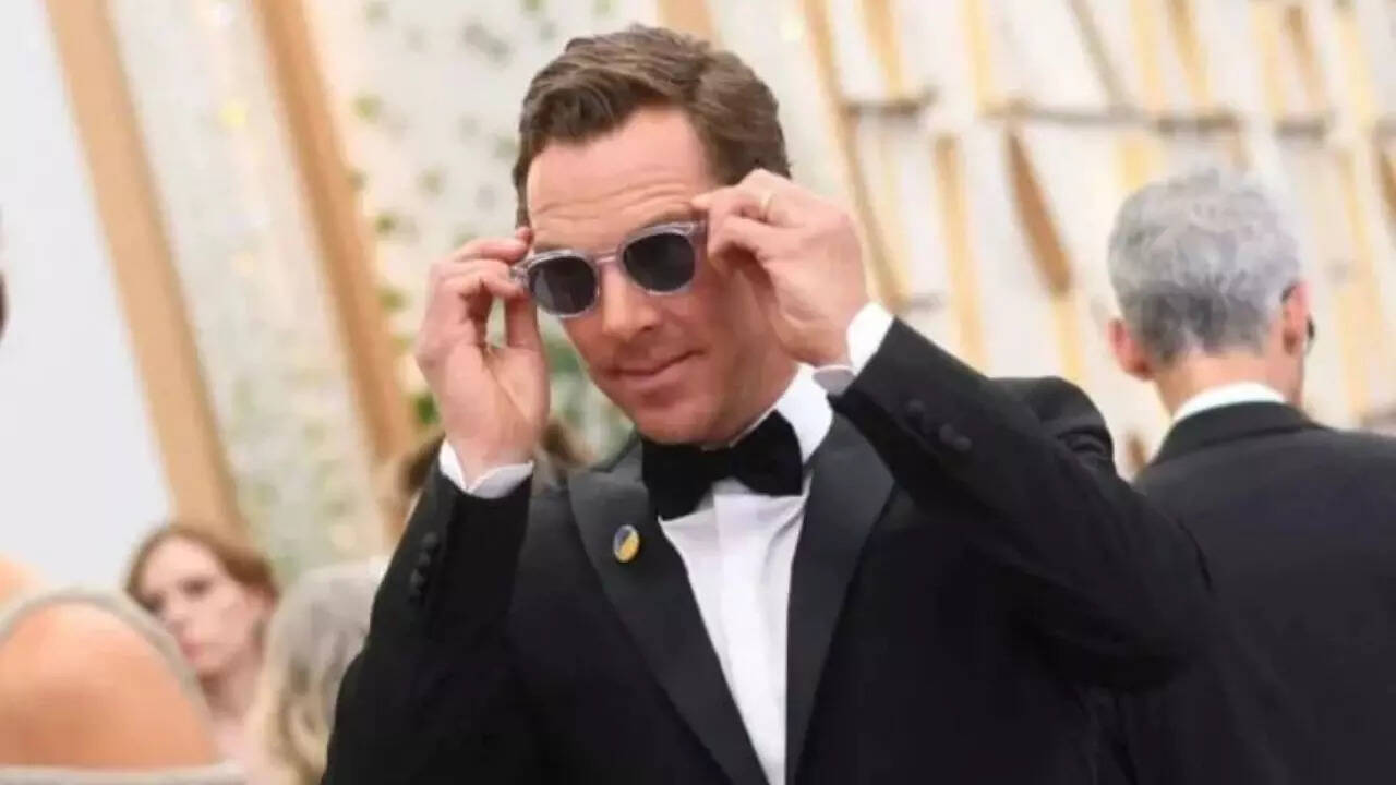 Benedict Cumberbatch reveals who out of SRK and Hrithik can be part of MCU