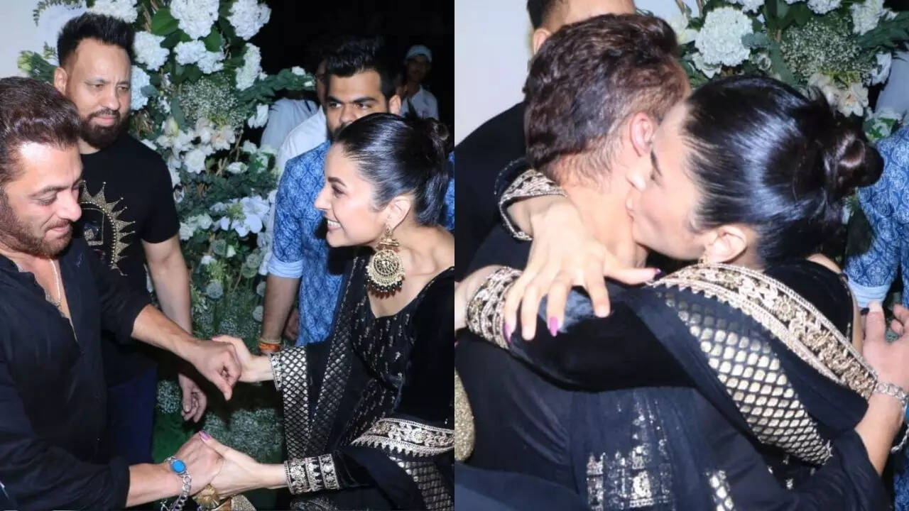 Shehnaaz Gill hugs Salman Khan at Arpita Khan's Eid bash