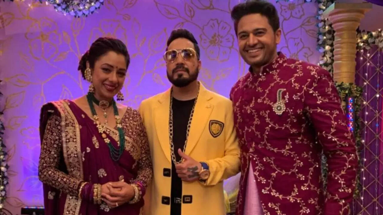 Mika Singh in Anupamaa