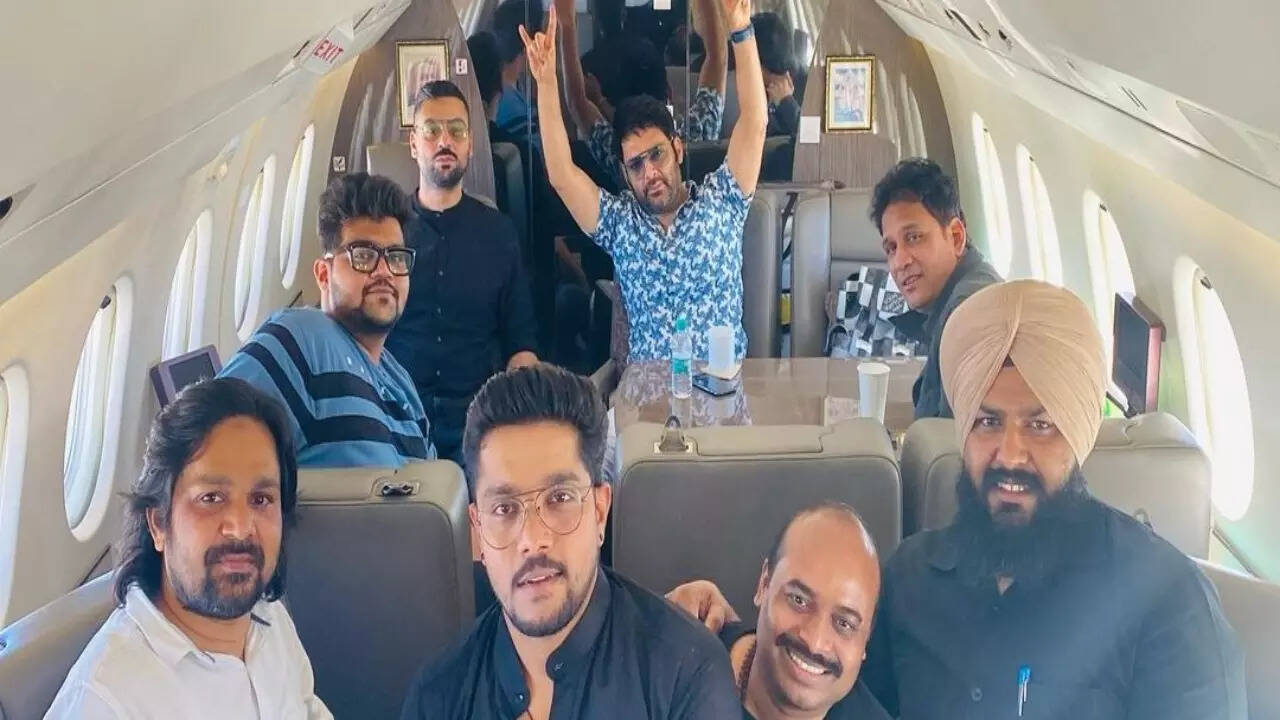 Kapil Sharma heads to Jodhpur for 'brother' Mika Singh's Swayamvar in a private jet, jokes, 'Kharcha bahut ho gaya'