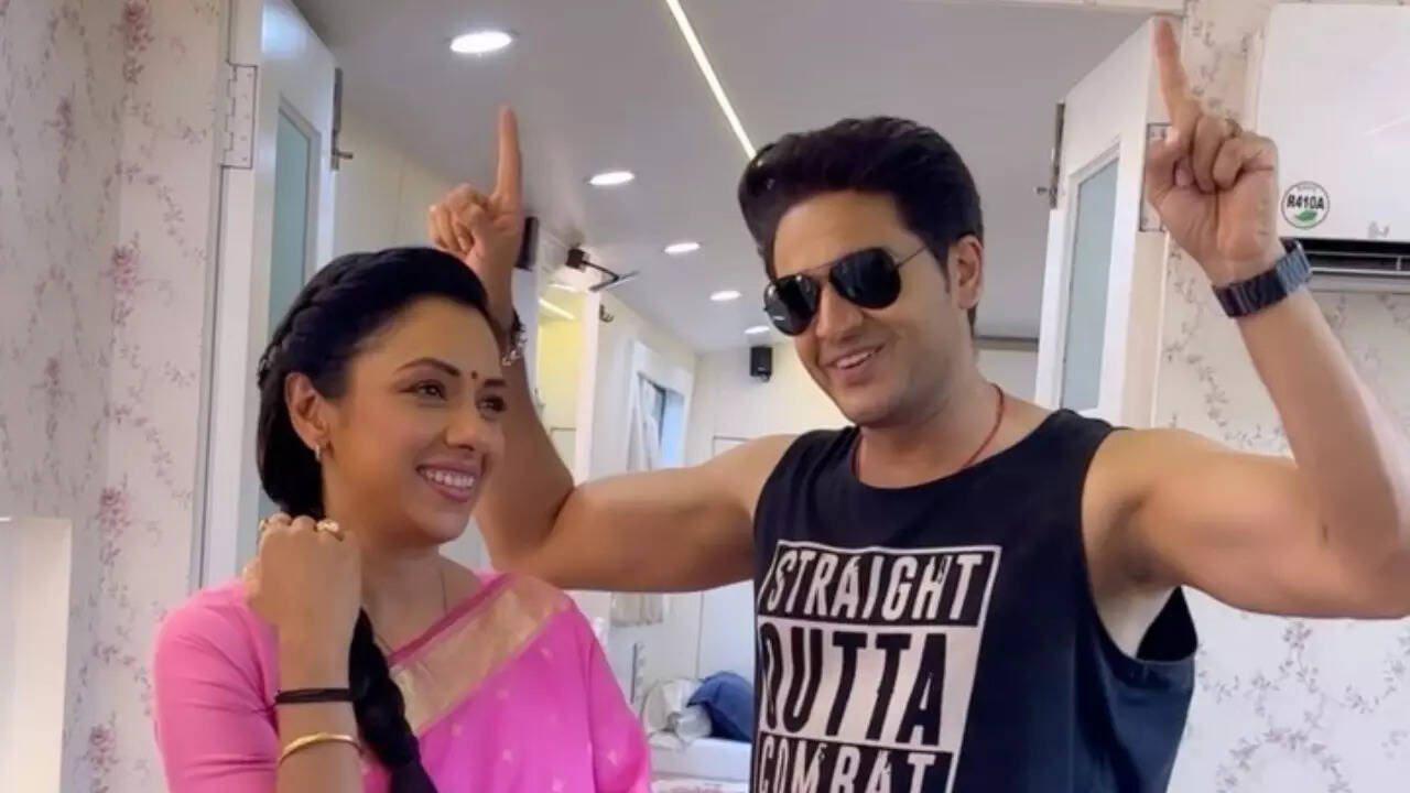 Rupali Ganguly-Gaurav Khanna's new video is too cute for words