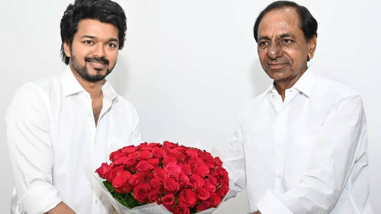 Vijay pays Telangana CM a courtesy visit