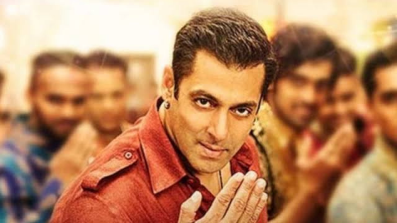 Salman Khan extends his best wishes to the team for the launch of Escaype Live