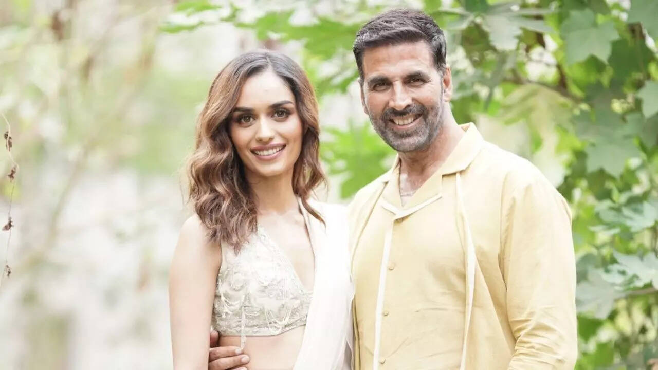 Akshay Kumar Manushi Chhillar