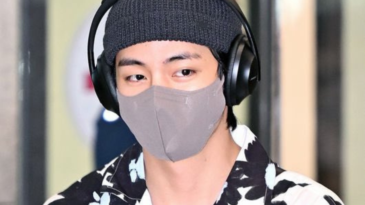 BTS' V lands in Seoul