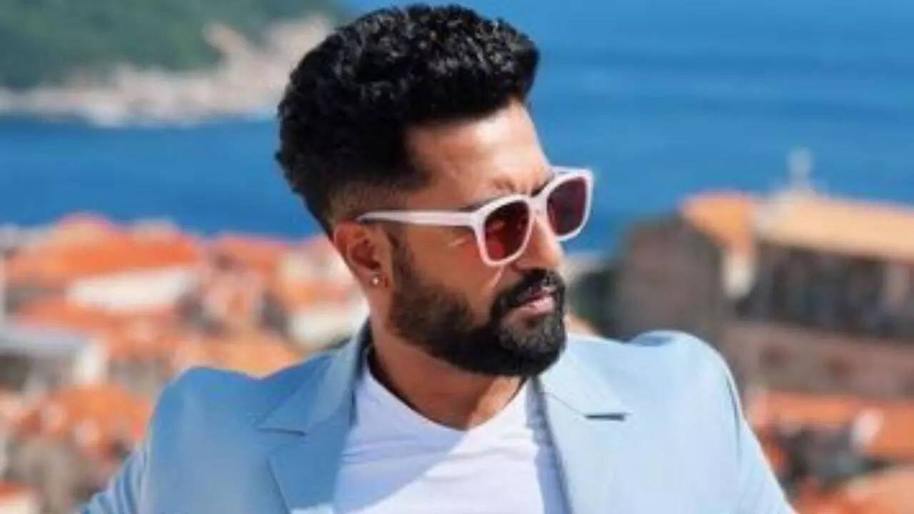 Vicky Kaushal handsome