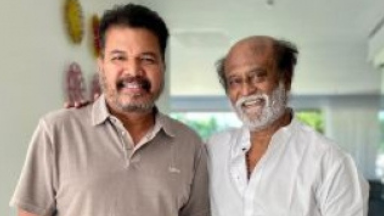 Shankar Shanmugham meets Rajinikanth