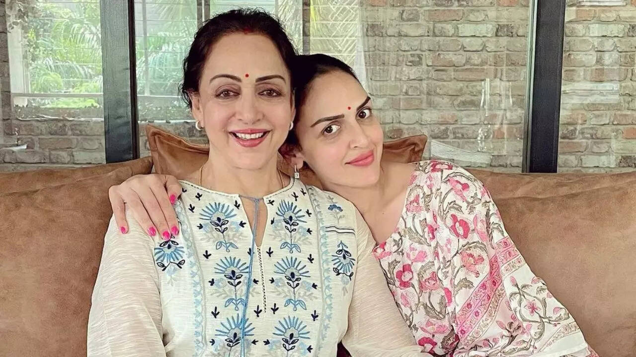 Hema Malini Esha Deol