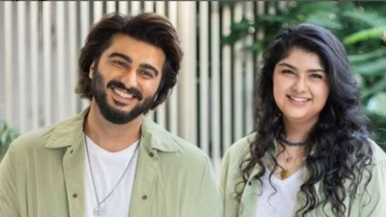 Arjun Kapoor - Anshula Kapoor