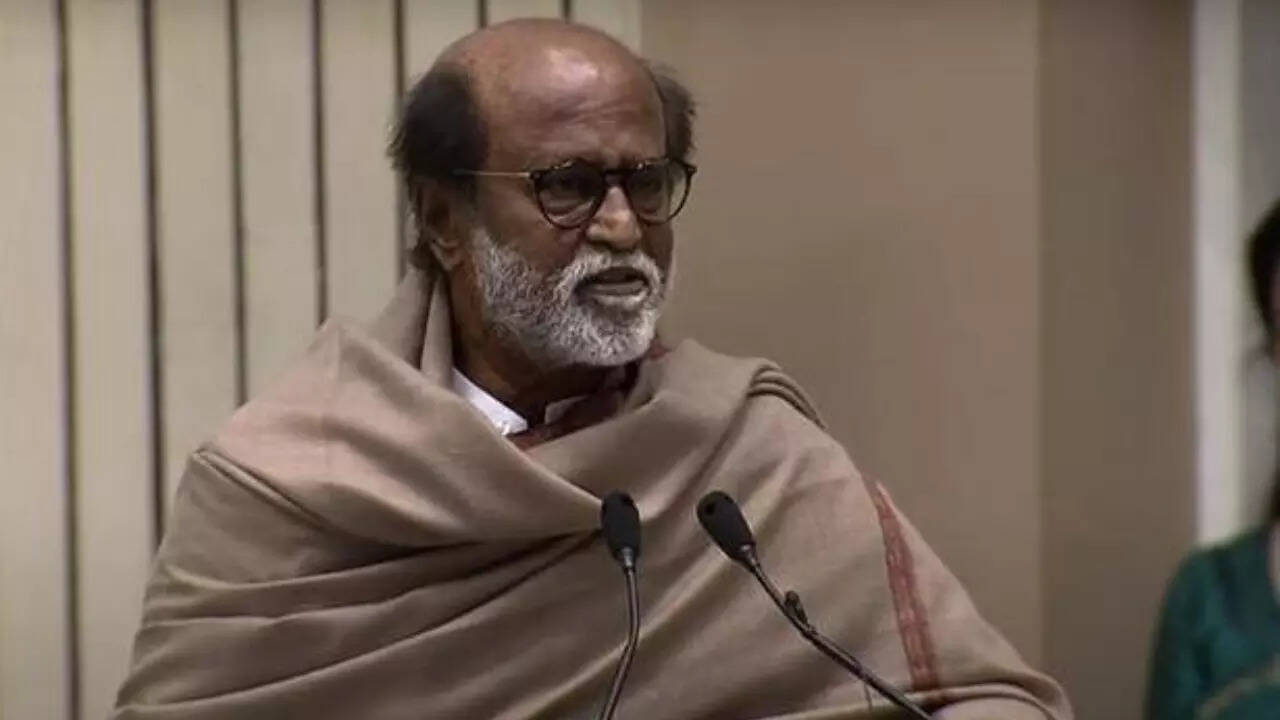 Rajinikanth pays homage to Meena's late husband