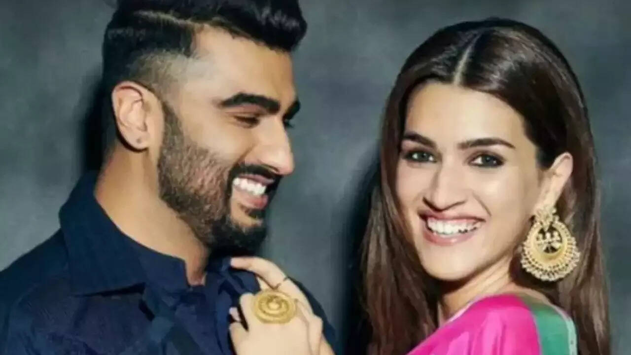 Check out Kriti Sanon's shoutout for Arjun Kapoor