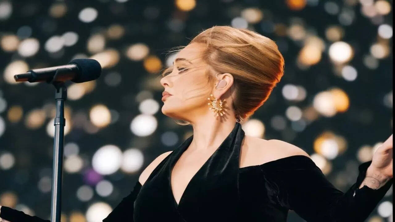 Adele stops show to help fans during London's BTS Hyde Park Festival