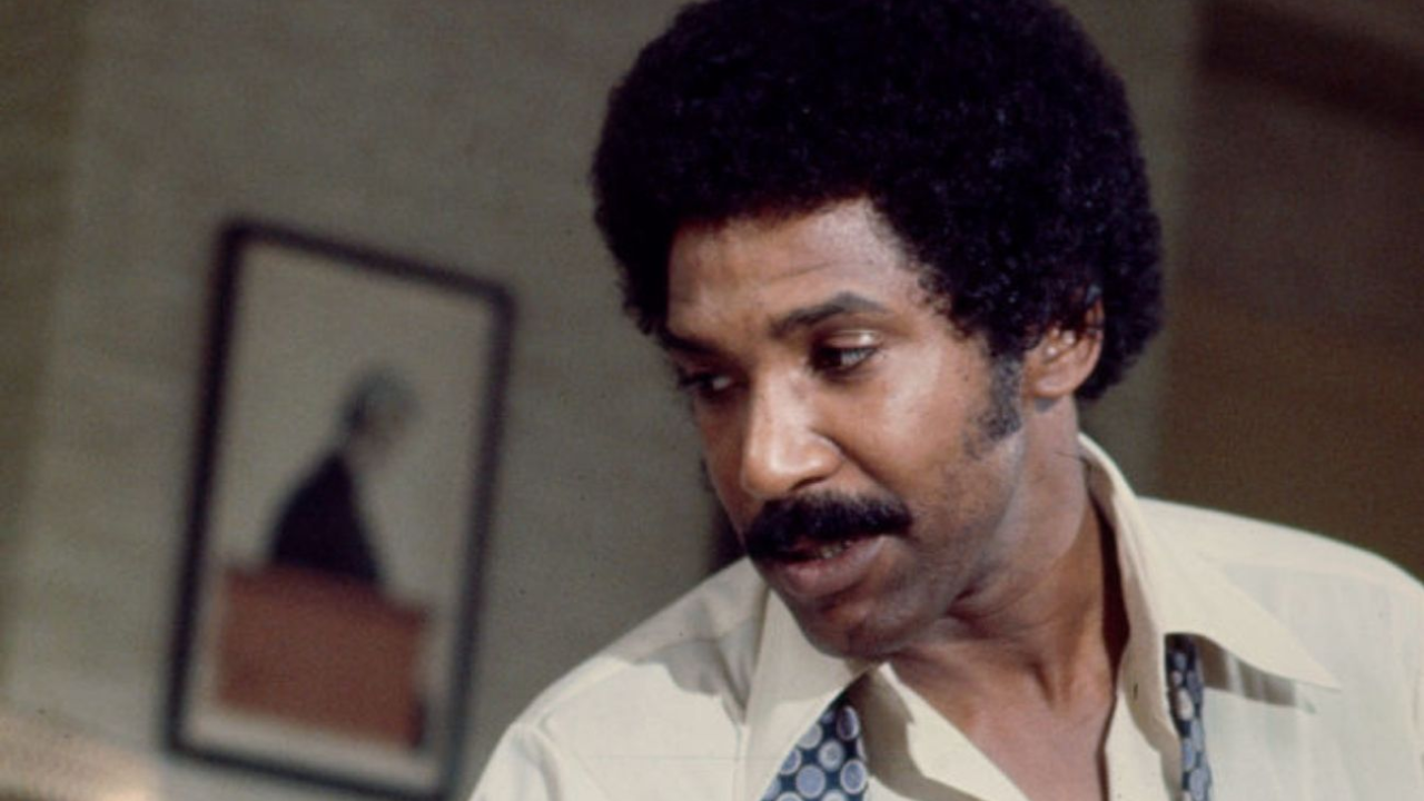 Renowned singer, actor, and game show host Adam Wade passes away at 87 -  details inside | Zoom TV, image size:1280x720