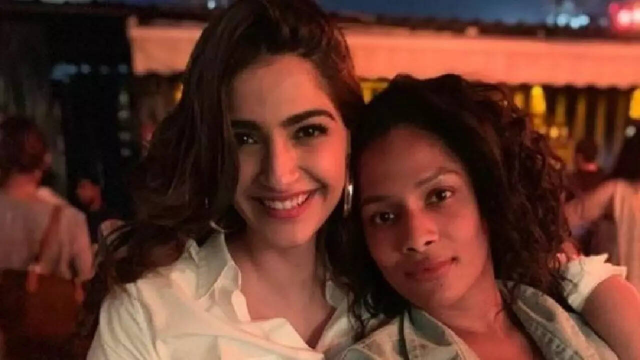 Sonam Kapoor, Masaba Gupta