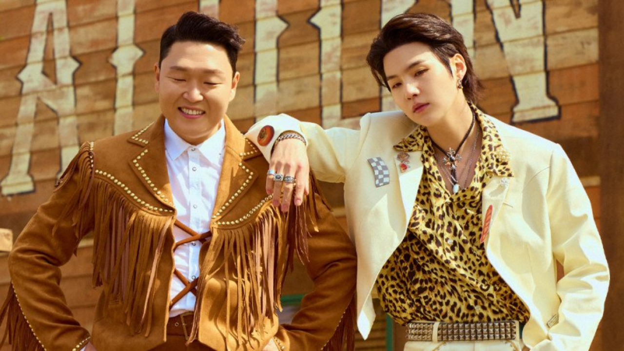 PSY and Suga perform That-That together