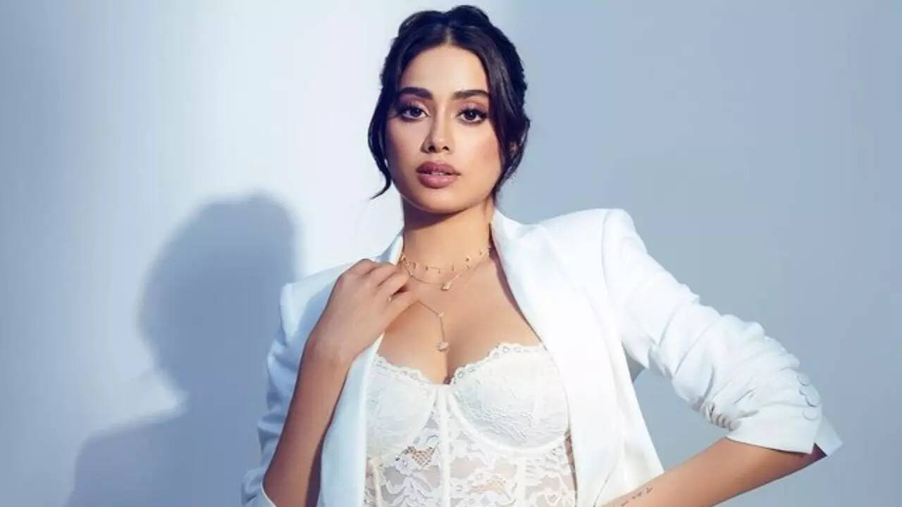 Janhvi Kapoor says 'I'm not delusional' as she talks about privilege: Got a lot of attention because of my parents