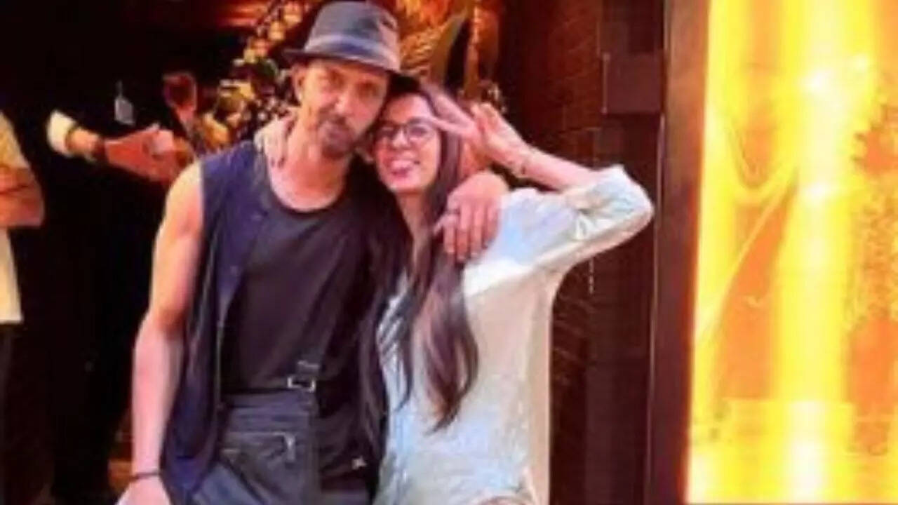 Hrithik Roshan - Saba Azad 