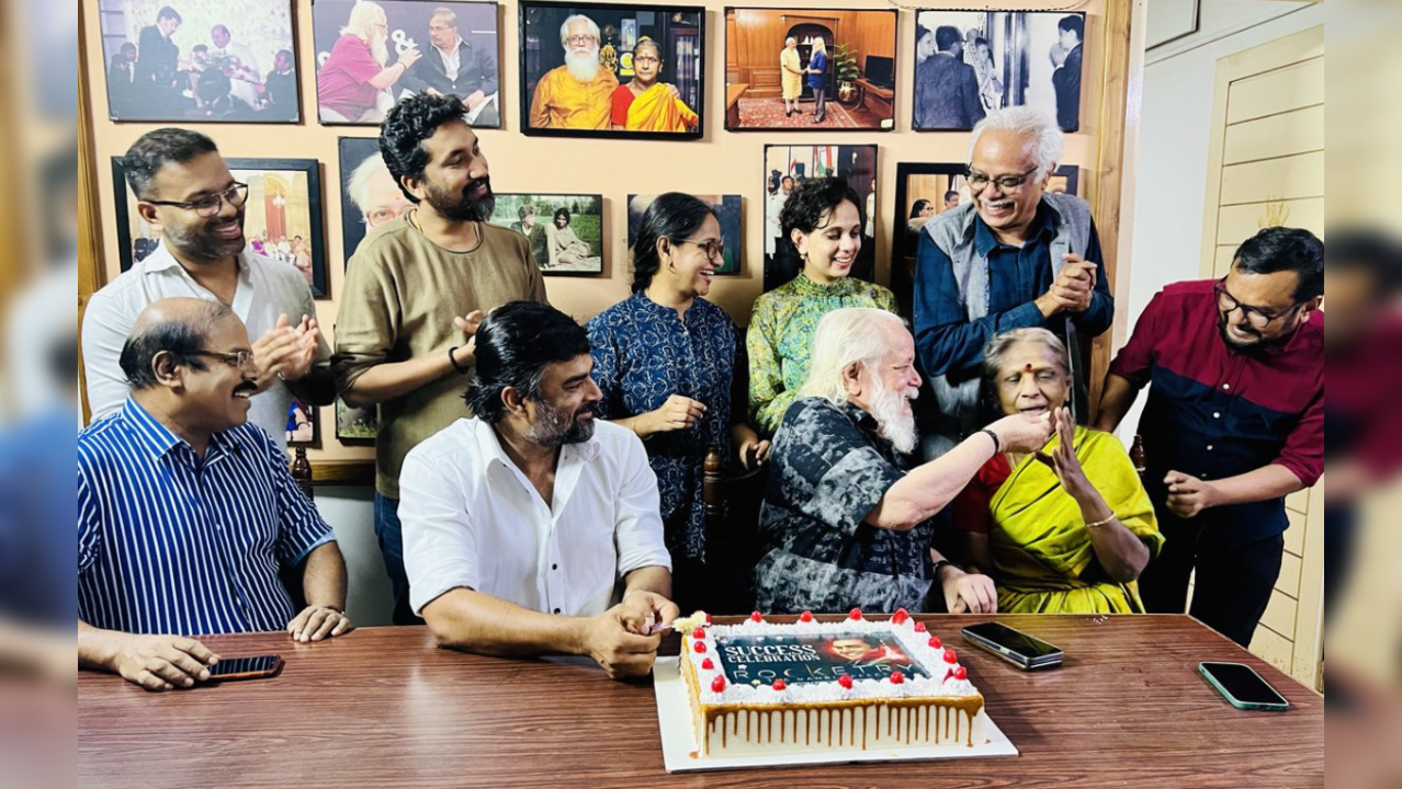 R Madhavan with Nambi Narayanan