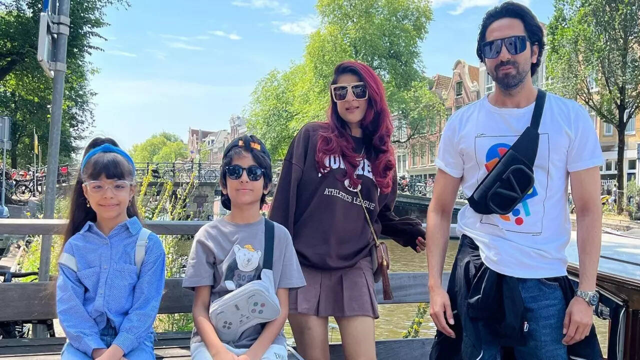 Ayushmann Khurrana shares fam-jam picture from Europe vacation