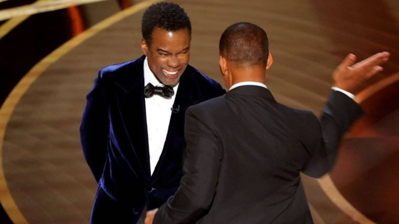 Chris Rocks pokes fun at Will Smith's slap