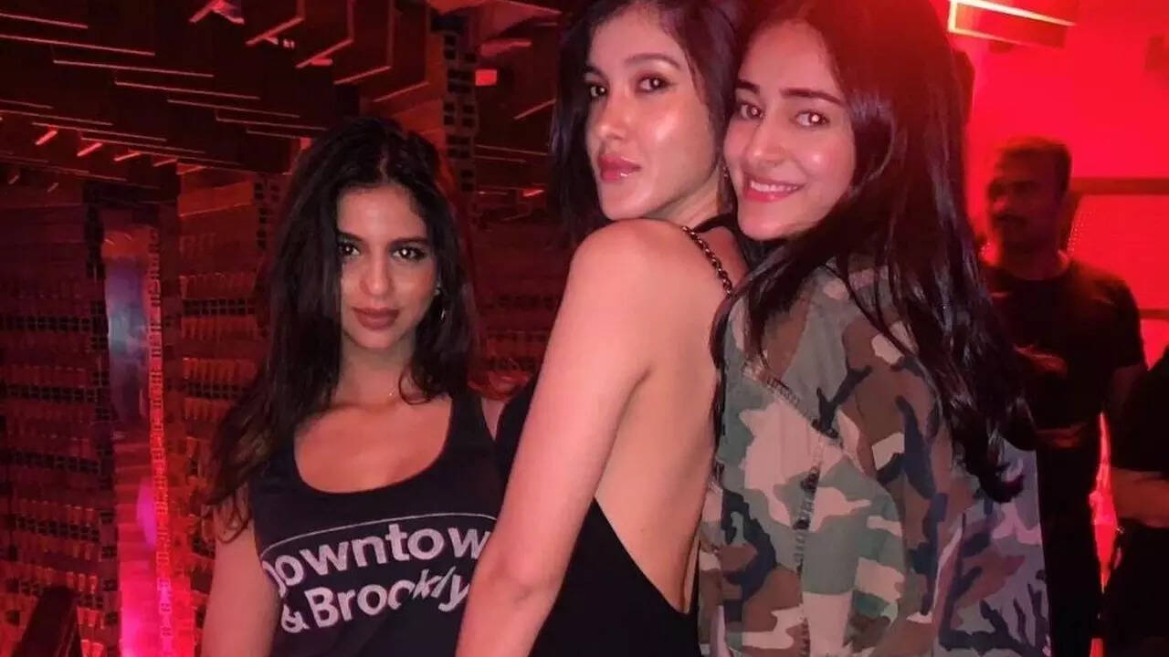 Suhana Khan, Shanaya Kapoor, Ananya Panday