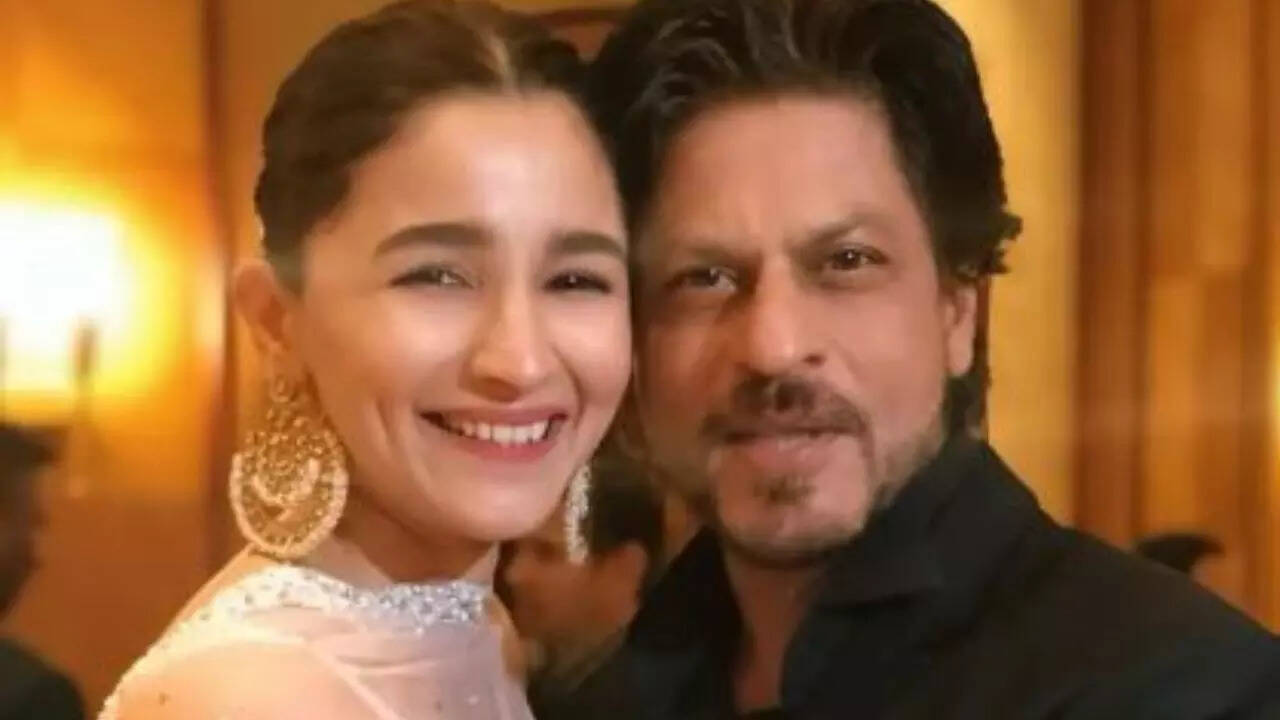 Alia Bhatt - Shah Rukh Khan