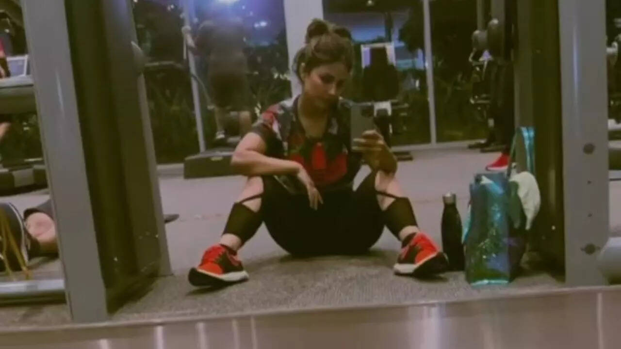 Hina Khan workout story