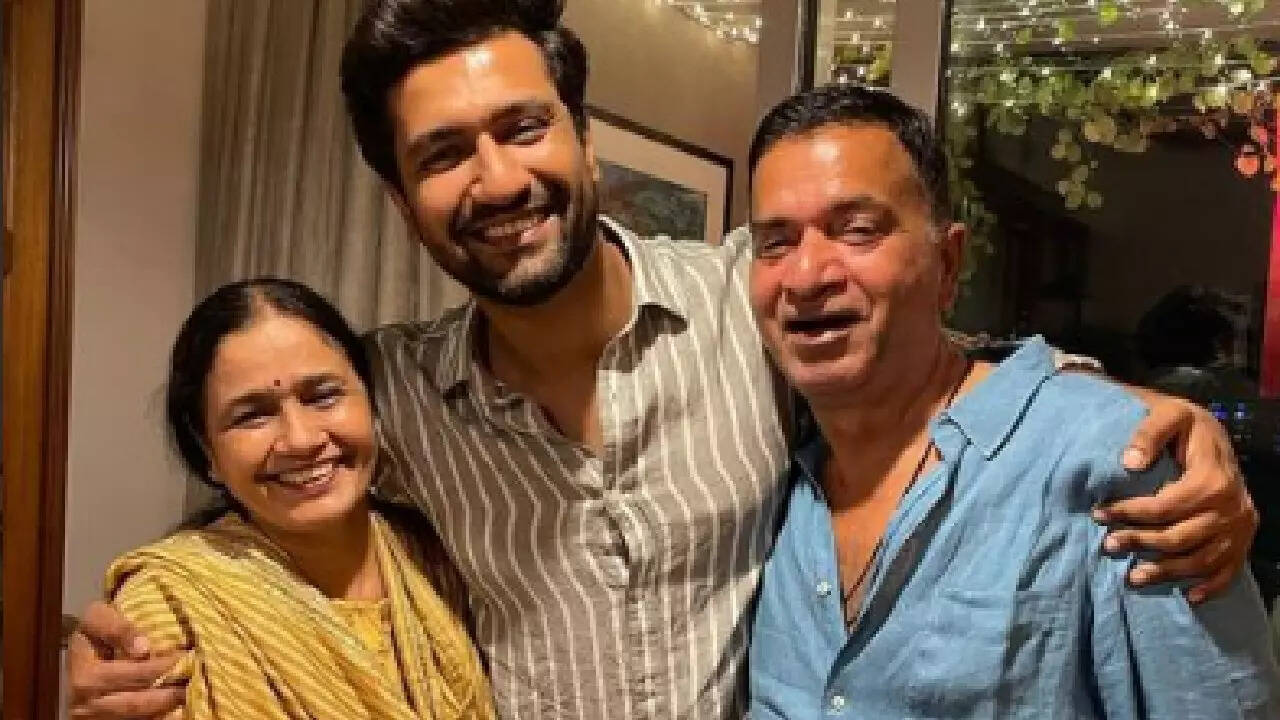 Vicky Kaushal with his parents