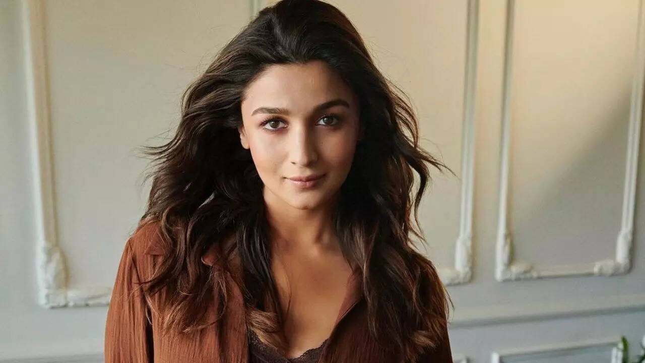 Check out Alia Bhatt's latest selfie