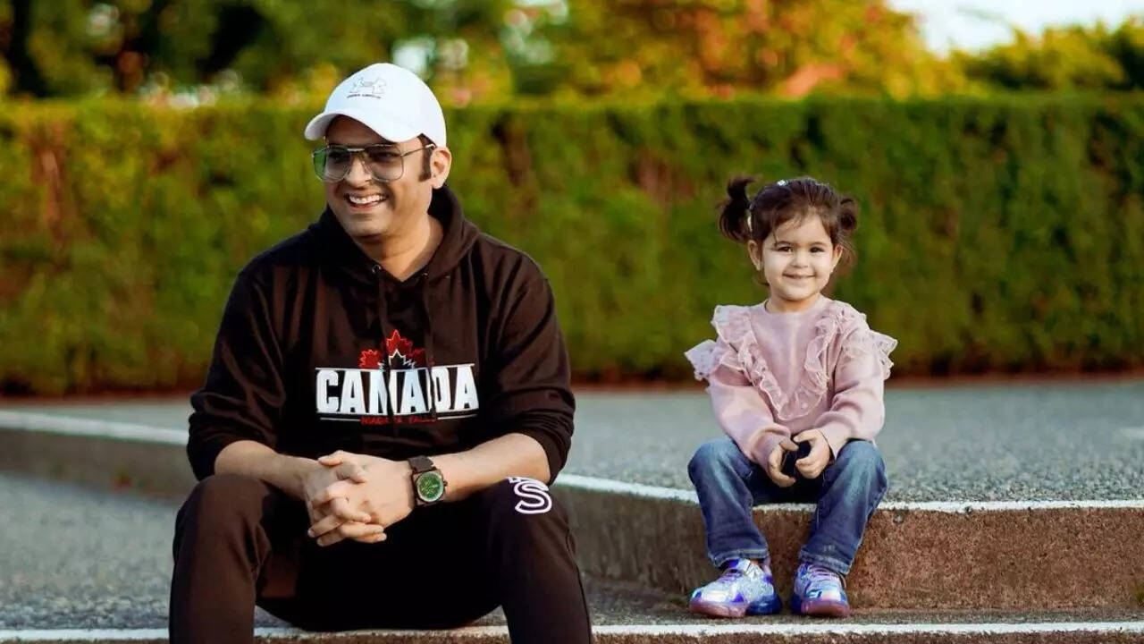 Kapil Sharma with daughter