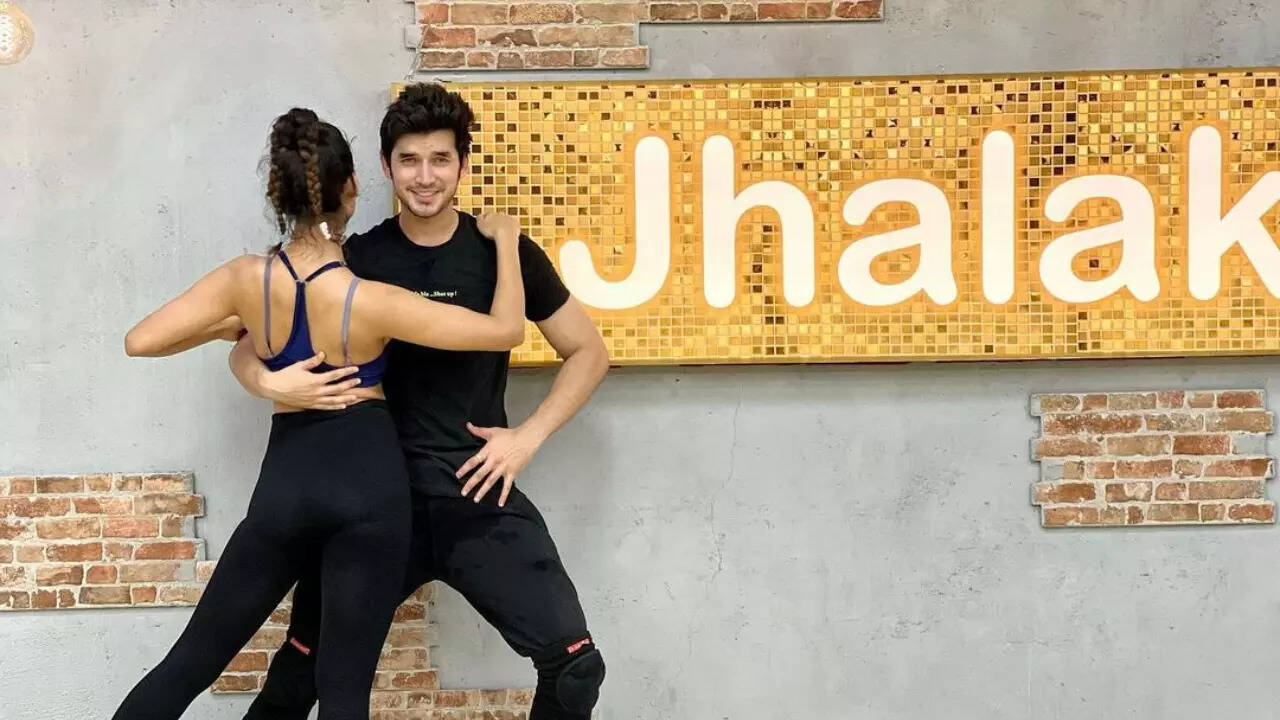 JDJ 10: Paras Kalnawat shares pic from rehearsals